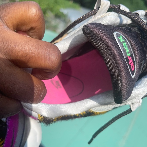 Air Max 95 Premium "Daisy Chain" - Picture 10 of 14